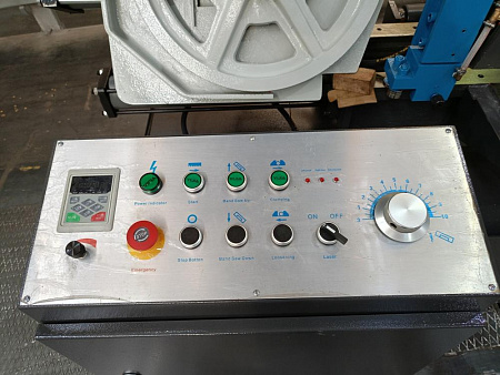 MetalTec MBS 350/50 CH ленточнопильный станок для резки металла под углом 90°