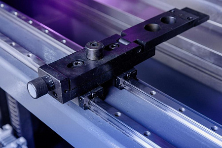 MetalTec HBC 50/1600 Листогибочный пресс с ЧПУ 4+1 MT-15