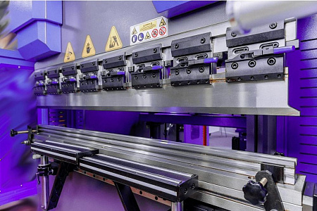 MetalTec HBC 50/1600 Листогибочные гидравлические прессы с ЧПУ