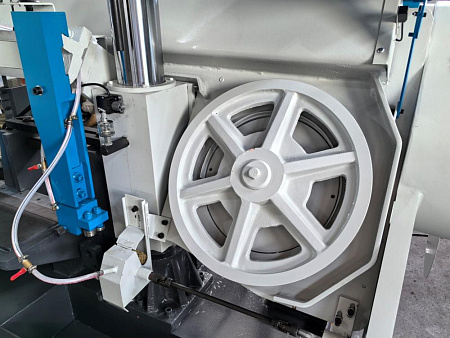 MetalTec MBS 350/50 CH ленточнопильный станок для резки металла под углом 90°