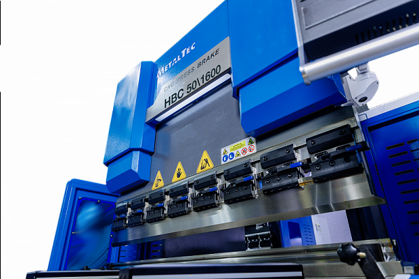 MetalTec HBC 135/3200 Листогибочные гидравлические прессы с ЧПУ